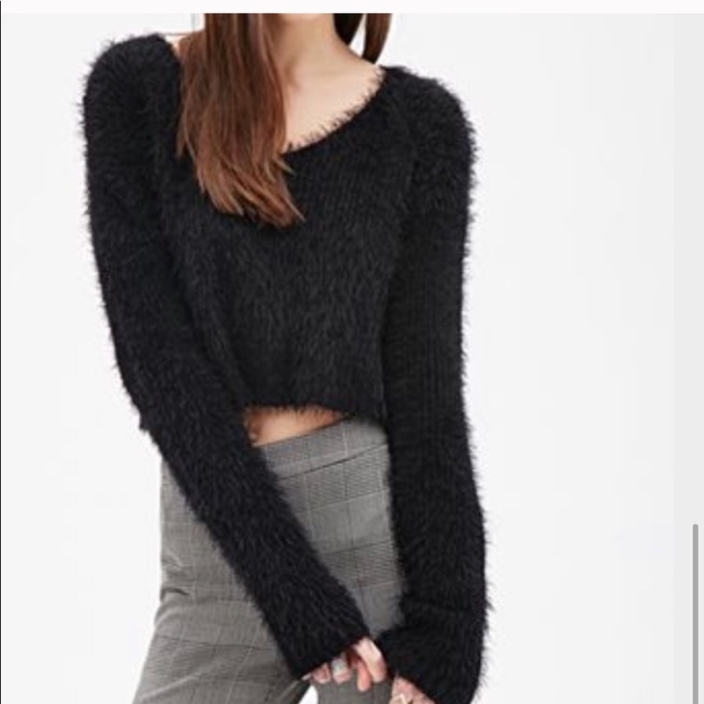 LF Fuzzy V Neck Sweater